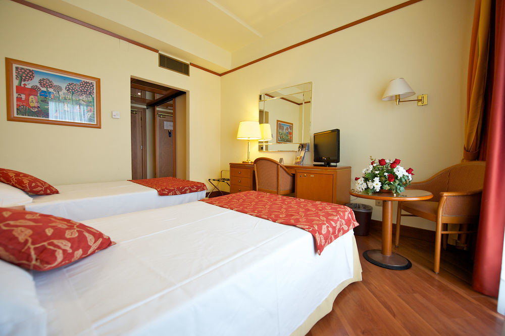 Hotel Delfino Taranto Luaran gambar